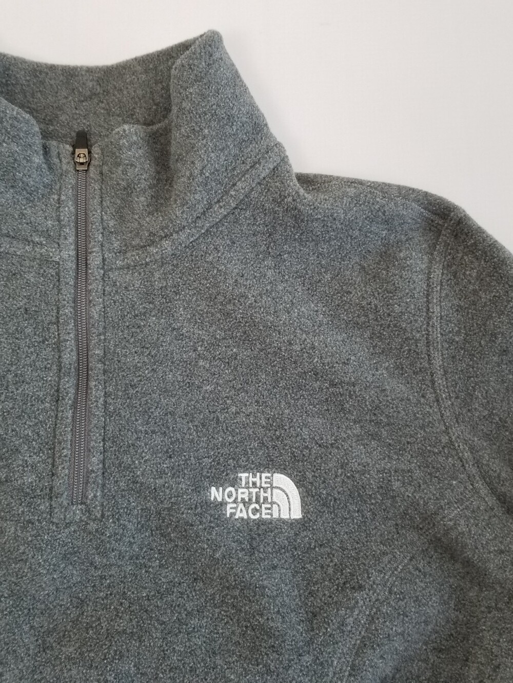 The North Face TKA 100 Fleece Pullover Medium - Picture 3 of 7